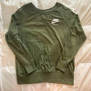Nike pullover
